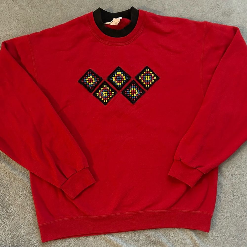 VINTAGE Country Store women’s embroidered sweater size L